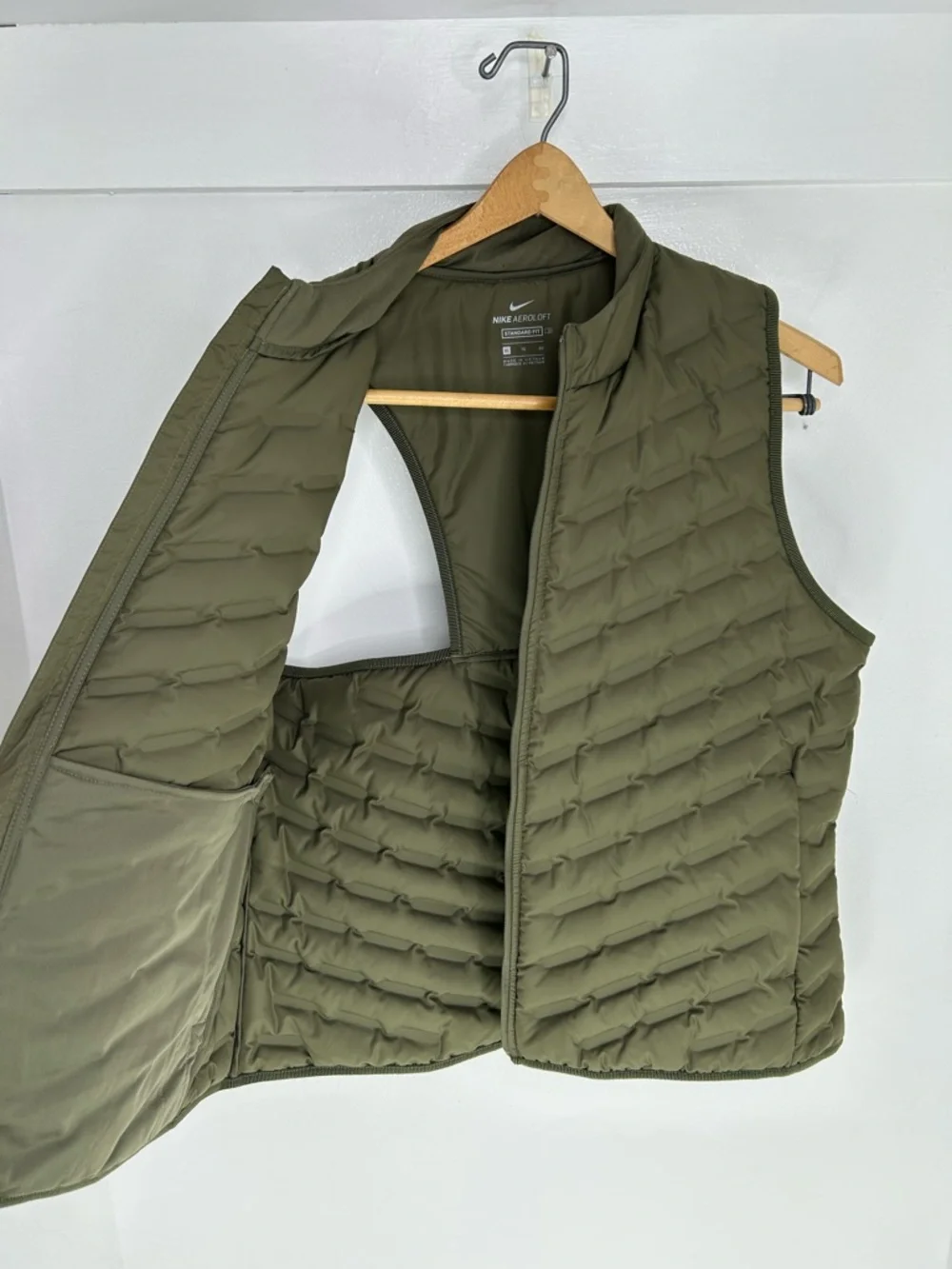 Nike Aeroloft Down Running Vest Womens XL Beige Full Zip‎ Lightweight Active